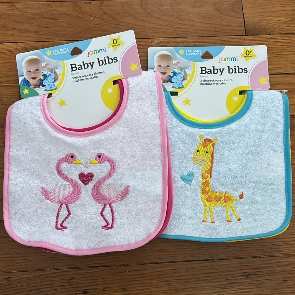 Baby bibs- never been used